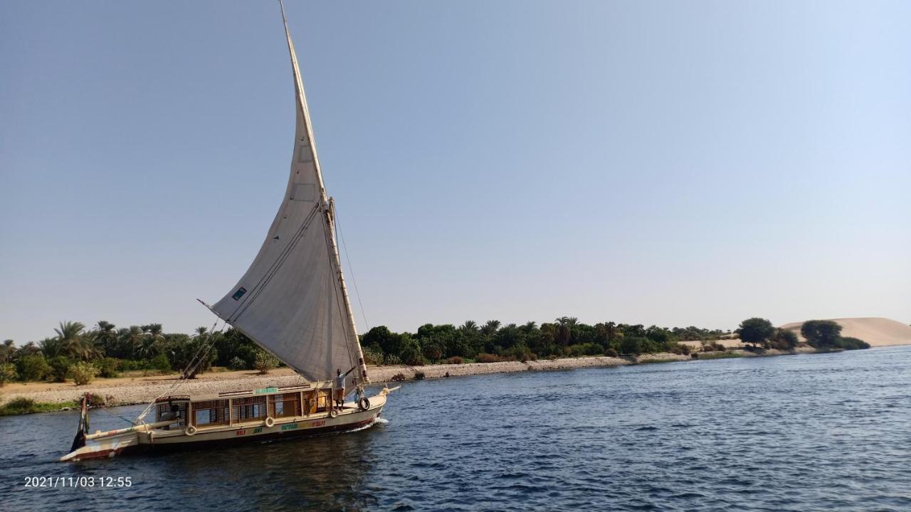 Отель Jj Jamaica Felucca Асуан Экстерьер фото